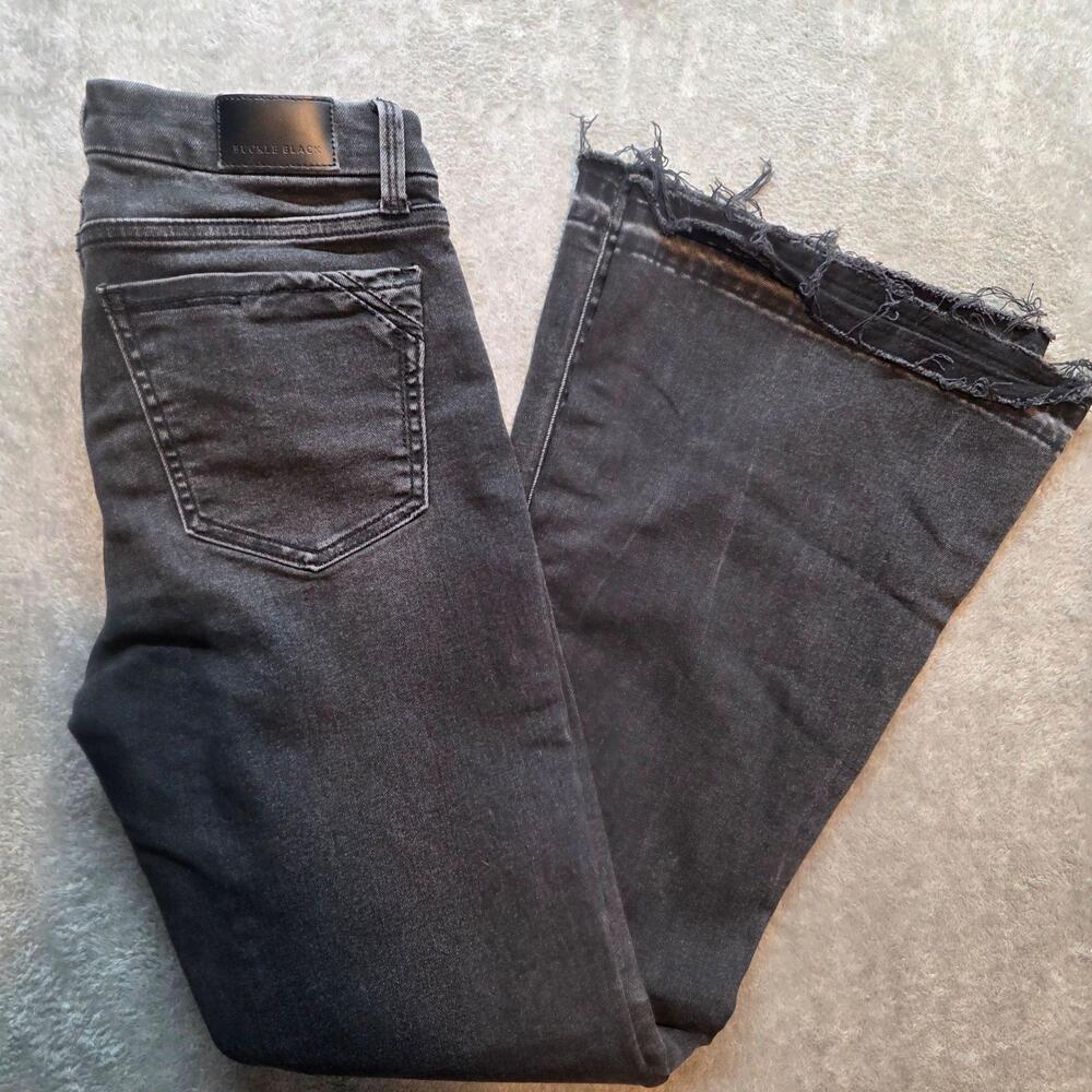 Buckle Black Flare Jeans Womens 27x30 Gray Charcoal Wash Mid Rise Stretch Denim